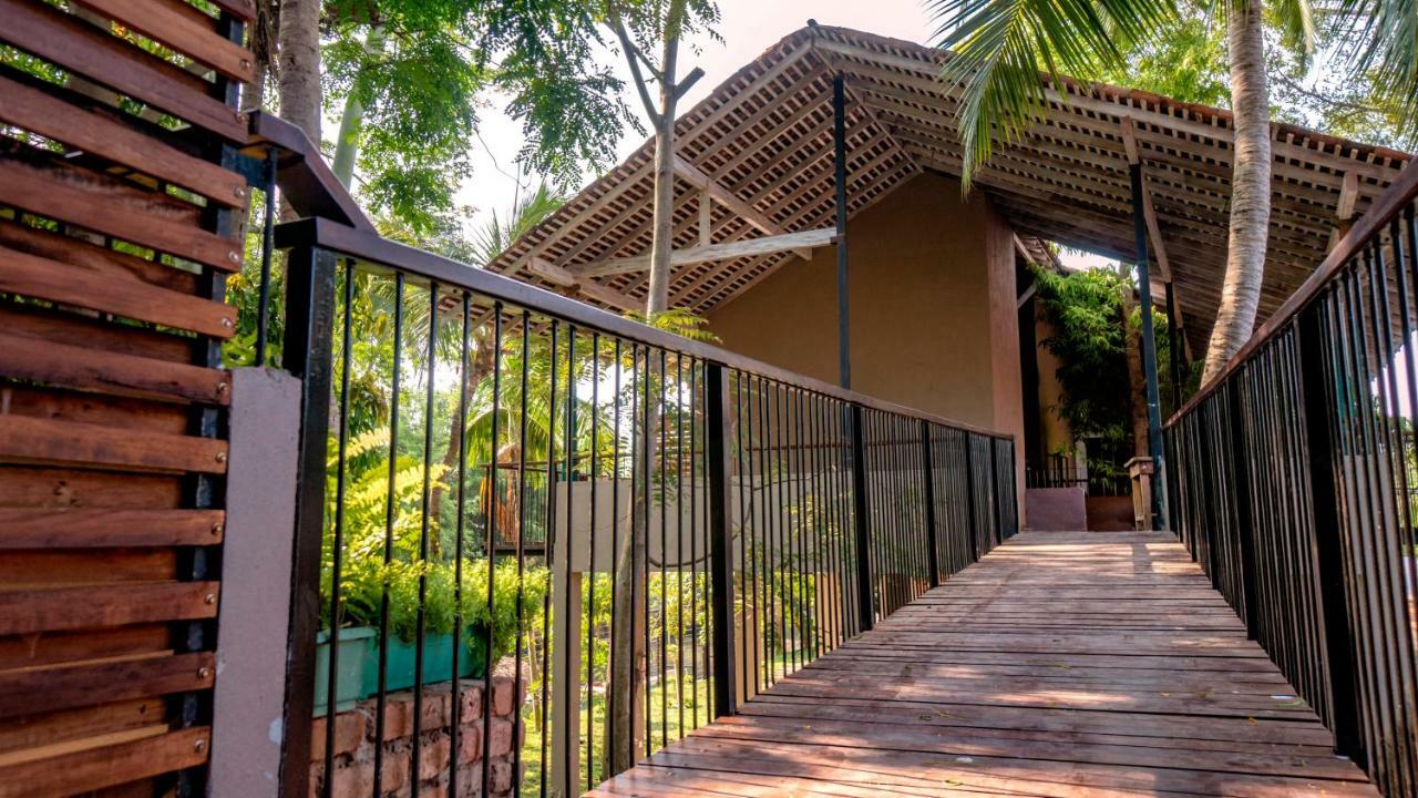 Ayur Ayur Resort&Ayurveda Retreat Negombo Dış mekan fotoğraf